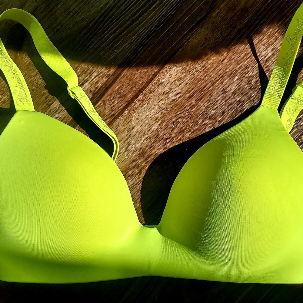 Victoria's secret wireless bra